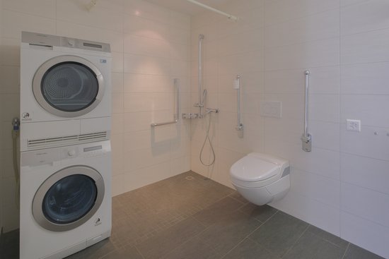 Stilvolle 3.5 Zimmer-Gartenwohnung: barrierefrei & zentral