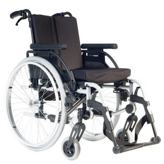 Rollstuhl Breezy Rubix2 inkl. elektrische Anschiebhilfe Empulse R20