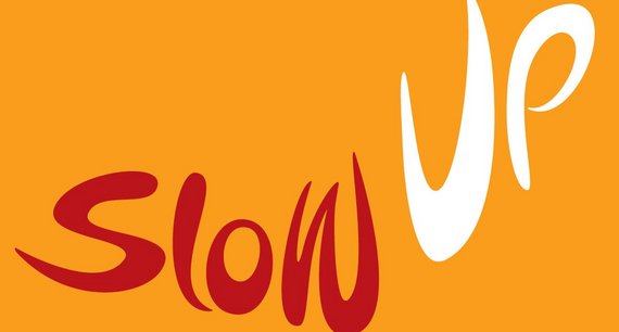 geschwungene Schrift Slow Up Logo