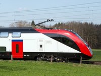 Neuer Doppelstockzug